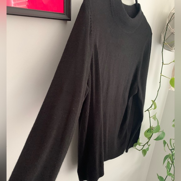 2 for $25 - 🖤 VINTAGE Alia Mock Turtleneck 🐢 - Picture 10 of 10